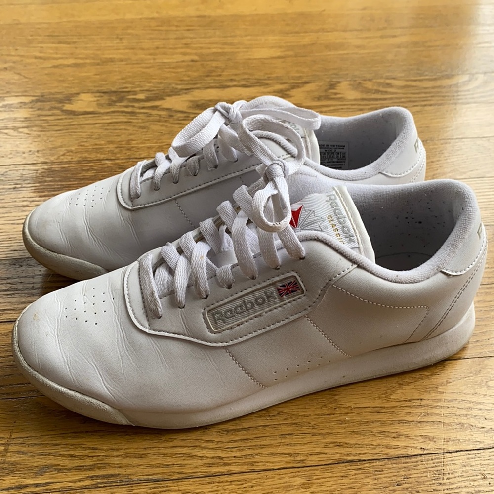 Reebok Classic Sneakers